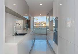 Furnished Apartment - 4 Bedroom in Plaza Madeira - Funchal