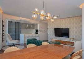 Furnished Apartment - 4 Bedroom in Plaza Madeira - Funchal