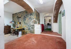 Commercial property Vila Viçosa Sao Bartolomeu