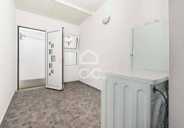 Fully Renovated 4-Bedroom Detached House with Patio for Rent | Historic Centre of Évora