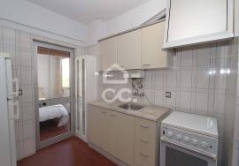 Opportunity in the heart of Armação de Pêra, 2 Steps from the Beach!