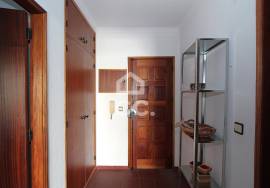 Opportunity in the heart of Armação de Pêra, 2 Steps from the Beach!