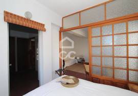 Opportunity in the heart of Armação de Pêra, 2 Steps from the Beach!