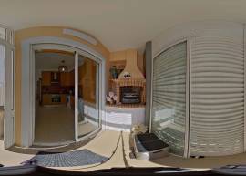 1 bedroom apartment on the top floor, with parking space and storage room in Armação de Pêra