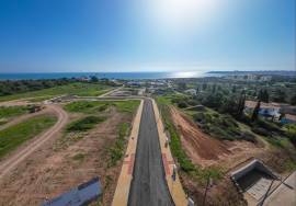 One-of-a-Kind Building Plot Located in Meia Praia with Breathtaking Sea Views
