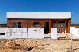 Luxury detached villa modern architecture T3+1 in Mexilhoeira Grande Luxury detached villa modern architecture T3+1 in Mexilhoeira Grande