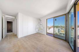 New 2 bedroom apartment in gated community with pool and garage in Alvor New 2 bedroom apartment in gated community with pool and garage in Alvor