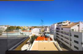 New 2 bedroom apartment in gated community with pool and garage in Alvor New 2 bedroom apartment in gated community with pool and garage in Alvor