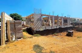 Contemporary villa with 3 bedrooms and an office, under construction Contemporary villa with 3 bedrooms and an office, under construction