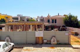 Contemporary villa with 3 bedrooms and an office, under construction Contemporary villa with 3 bedrooms and an office, under construction