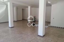 Commercial Store for rent
