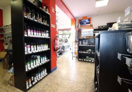 Commercial Store for rent