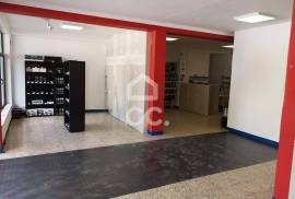Commercial Store for rent