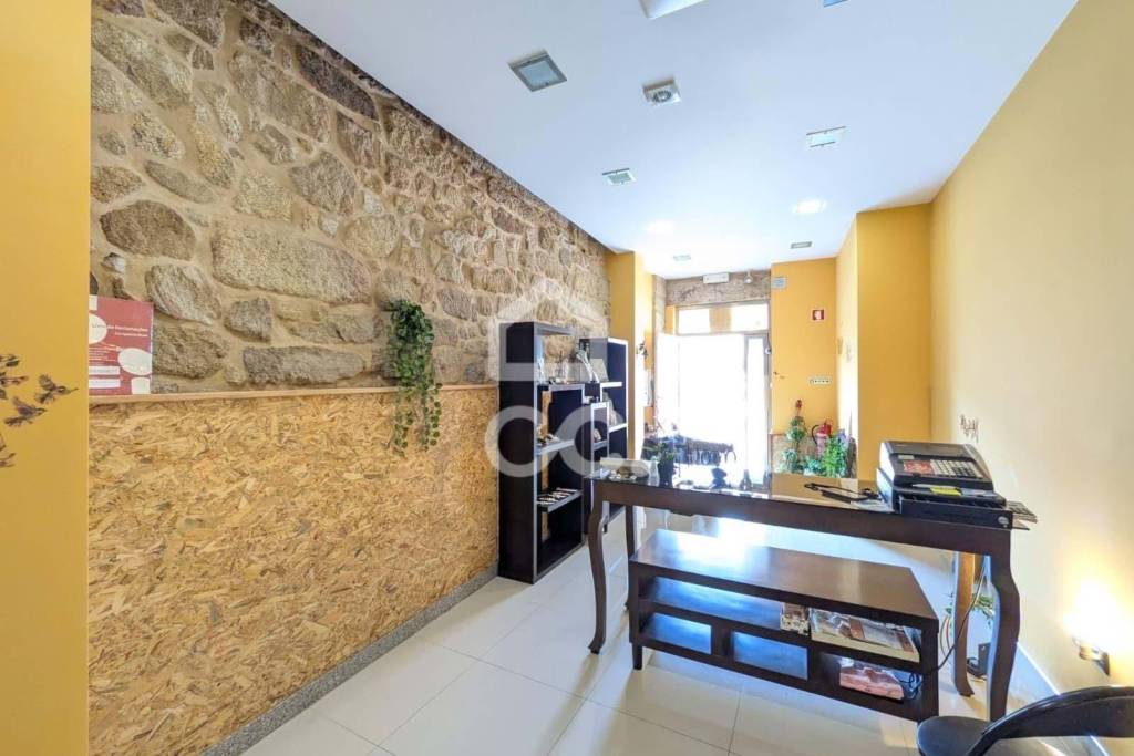 Great Opportunity: Commercial Store for Sale in a Prime Location
