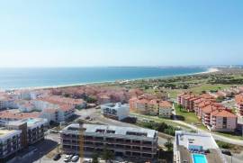 Apartamento T2 em Peniche com Garagem