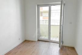 Apartamento T2 Remodelado em Almada