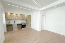Apartamento T2 Remodelado em Almada