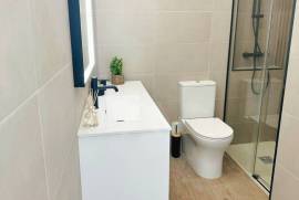 Apartamento T2 Remodelado em Almada