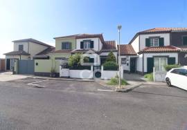 House with 3 Bedrooms - Matriz - Ribeira Grande House with 3 Bedrooms - Matriz - Ribeira Grande