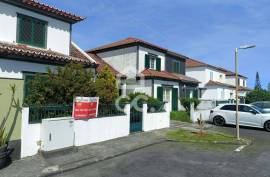 House with 3 Bedrooms - Matriz - Ribeira Grande