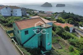 House | Feteira