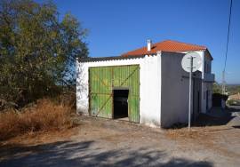 Warehouse with plot of land