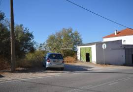 Warehouse with plot of land