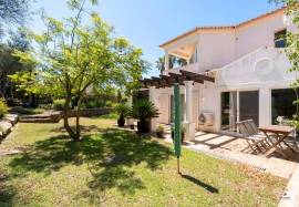 3 bedroom villa with golf views in Gramacho Golf Resort, Carvoeiro - Algarve