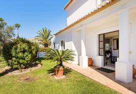 3 bedroom villa with golf views in Gramacho Golf Resort, Carvoeiro - Algarve