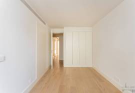 Lisbon Santa Catarina – Elegant 2-Bedroom Apartment with Sunny Terrace and Two Suites Lisbon Santa Catarina – Elegant 2-Bedroom Apartment with Sunny Terrace and Two Suites