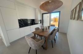 2 Bed Bungalow with garden and pool LAST 2 UNITS!