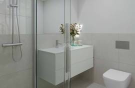 2 Bed Bungalow with garden and pool LAST 2 UNITS!