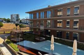 2 Bedroom Apartment With Amazing Sea & Pool Views