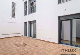 New 3 Bedroom House in Campo Maior – Comfort and Modernity