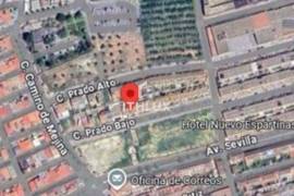 PLOT OF BUILDING LAND IN THE CENTRE OF ESPARTINAS
