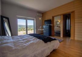 Detached House 4 Bedrooms, 10 minutes from Viseu