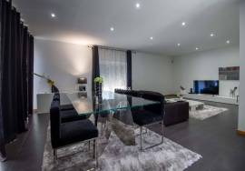 Detached House 4 Bedrooms, 10 minutes from Viseu