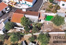 House located in São Romão/Ciladas, Vila Viçosa with a gross private area of 68m2 and 244m2 of land