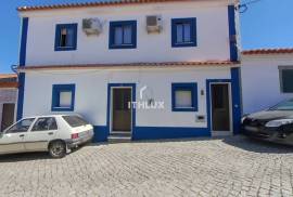 House T4 in S. Vicente e Ventosa - Elvas - Alentejo