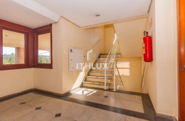 Apartment, for sale, semi-furnished, 56m2, 2 bedrooms, 1 bathroom, deeded vacancy, near Barra Shopping, Medianeira, Poa/ RS