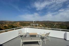 Elegant Three-Bedroom Country Villa with Pool and Panoramic Views – Santa Catarina da Fonte do Bispo