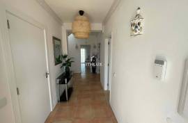 Elegant Three-Bedroom Country Villa with Pool and Panoramic Views – Santa Catarina da Fonte do Bispo
