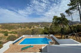 Elegant Three-Bedroom Country Villa with Pool and Panoramic Views – Santa Catarina da Fonte do Bispo