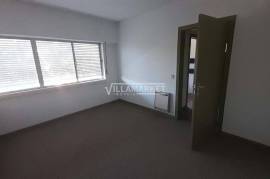 1 bedroom bank apartment on the 2nd floor of a building located in Avis, Portalegre.