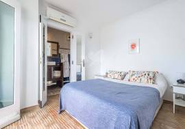 2 bedroom townhouse just a stone’s throw from the river Gilão in Tavira.