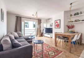 2 bedroom townhouse just a stone’s throw from the river Gilão in Tavira.