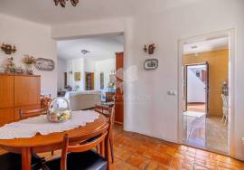 Detached 3+  bedroom  villa walking distance to Fuseta beach in East Algarve