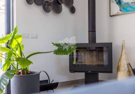 Contemporary, detached 3+ bedroom villa with pool and annex. Near Moncarapacho Contemporary, detached 3+ bedroom villa with pool and annex. Near Moncarapacho