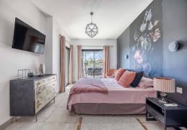 Contemporary, detached 3+ bedroom villa with pool and annex. Near Moncarapacho Contemporary, detached 3+ bedroom villa with pool and annex. Near Moncarapacho
