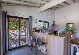 Detached, renovated  3 bedroom quinta in very quiet country location near Moncarapacho